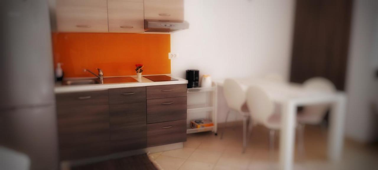 Apartmani Tomislav Krk Town Kültér fotó