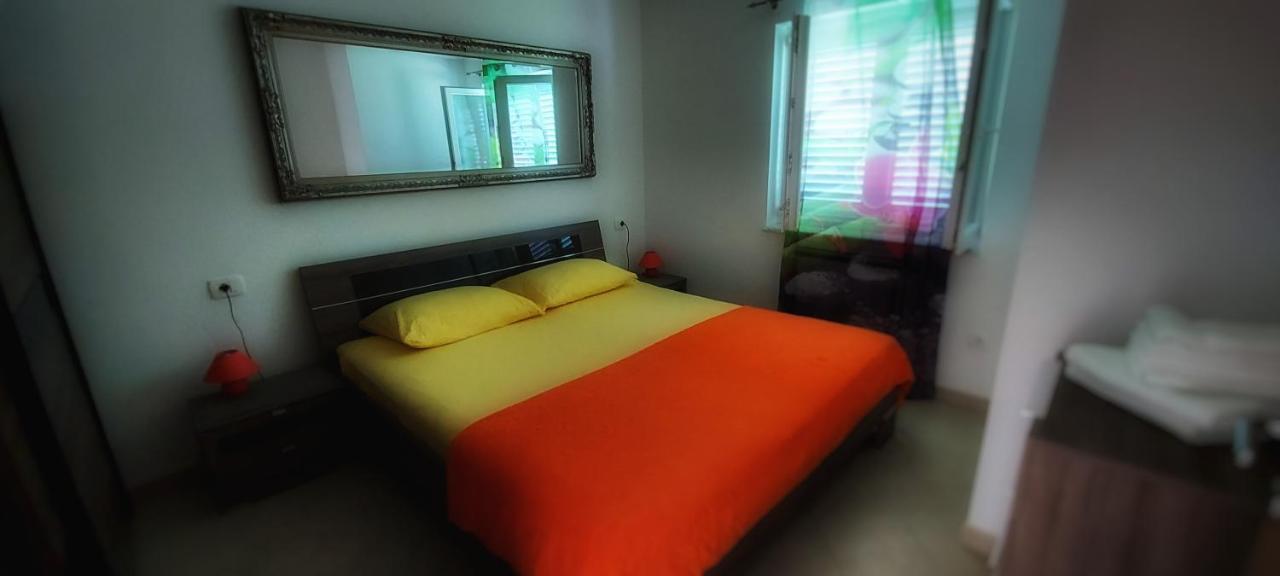 Apartmani Tomislav Krk Town Kültér fotó