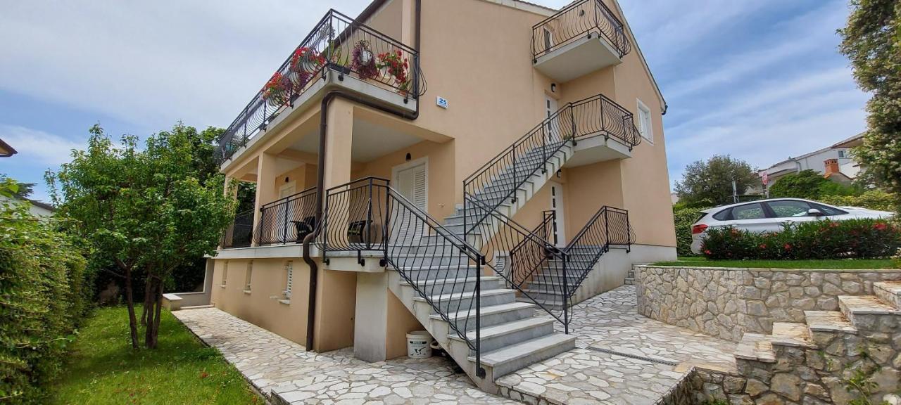 Apartmani Tomislav Krk Town Kültér fotó