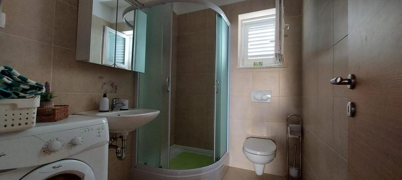 Apartmani Tomislav Krk Town Kültér fotó