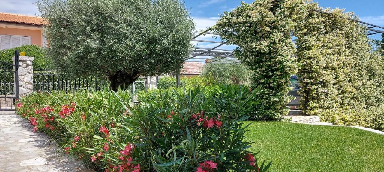 Apartmani Tomislav Krk Town Kültér fotó