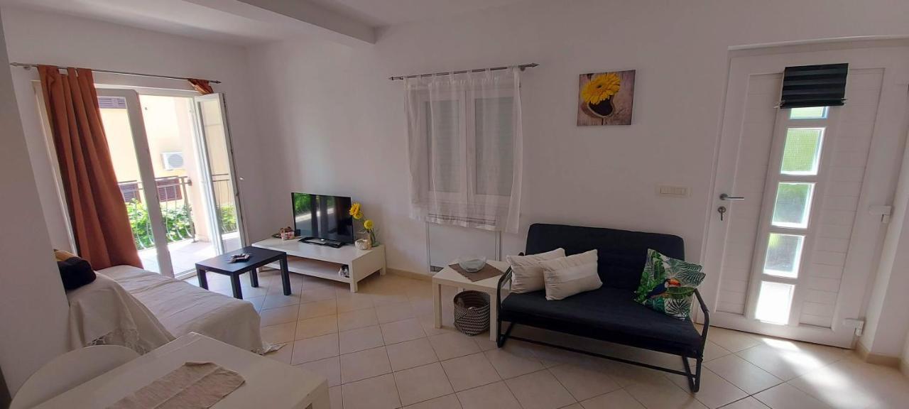 Apartmani Tomislav Krk Town Kültér fotó
